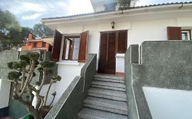 Chalet cerca a la playa con jardín y barbacoa